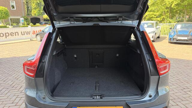 Volvo XC40 2.0 T5 AWD Intro Edition | Eerste eigenaar | Dealer onderhouden |