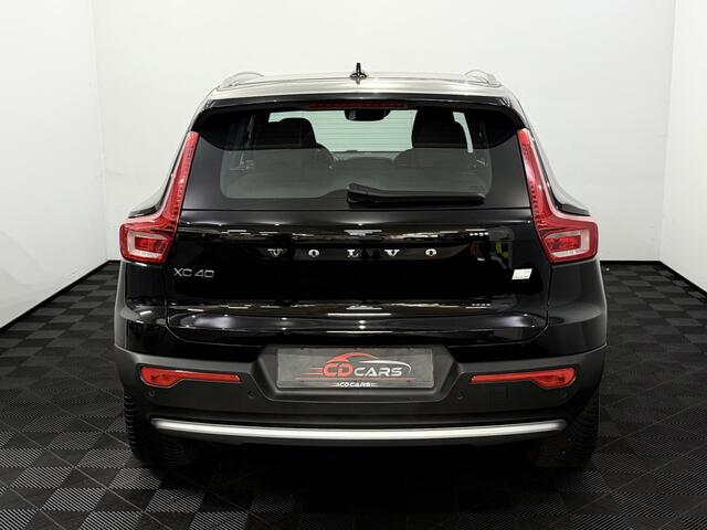 Volvo XC40 1.5 T4 Plug-in hybrid Plus Bright Camera, Navi, Keyless start, Virtual desk, Stoelverwarming, Clima, Cruise control, Elektrische achterklep