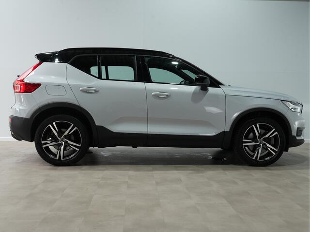Volvo XC40 1.5 T5 Recharge R-Design Trekhaak wegklapbaar Panoramadak 232