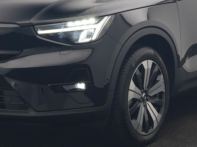 Volvo XC40 Ultimate Recharge Pure 70 kWh 231pk | Panodak | Warmtepomp | Adaptive Cruise | 360 Camera | Harman / Kardon | Alcantara Sportstoelen Memory & Verwarmd | Stuur Verwarmd | Google Assistent | Apple Carplay | Keyless | Blis | DAB |