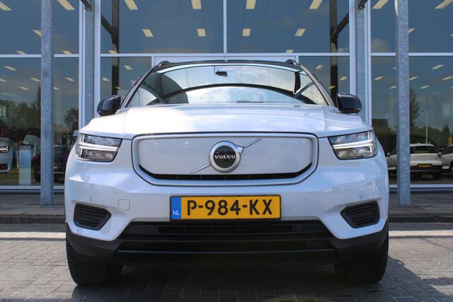 Volvo XC40 232PK Recharge Plus | Adapt. Cruise | BLIS | Warmtepomp | Camera + PDC | 20" LMV | Getint glas |