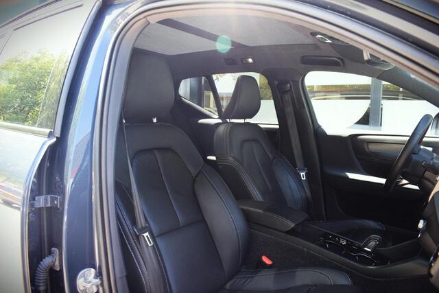 Volvo XC40 1.5 T5 PHEV R-Design met PANORAMA|TREKHAAK|LEDER|