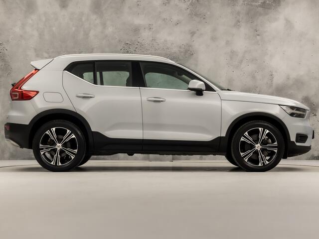 Volvo XC40 1.5 T4 Recharge Inscription 211Pk Automaat (APPLE CARPLAY, GROOT NAVI, MEMORY SEATS, LEDER, SPORTSTOELEN, KEYLESS, STOELVERWARMING, CAMERA, ELEK ACHTERKLEP, NIEUWSTAAT)