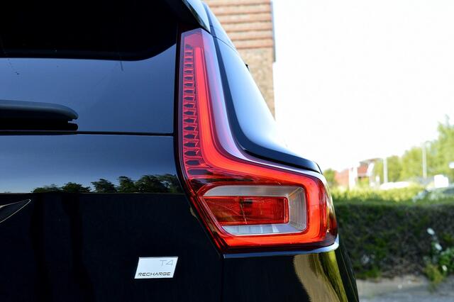 Volvo XC40 1.5 T4 Plug-in hybrid Core Bright SOH 92.49% Rijklaarprijs-Garantie Navigatie Led Camera Airco Apple carplay