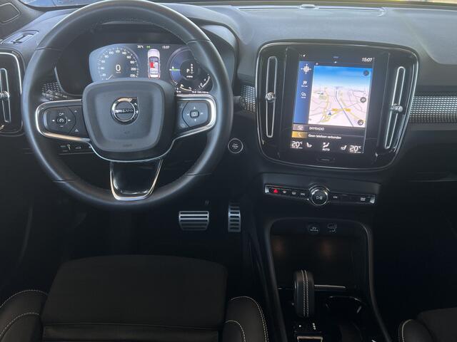 Volvo XC40 1.5 T4 211 Pk Recharge R-Design Navigatie Sporstoelen 20 Inch Velgen Camera Carplay Stoel + Stuurverwarming Pilot Assist Blis