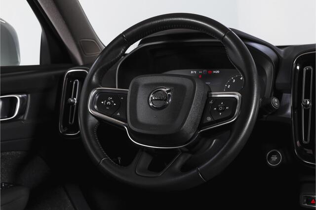 Volvo XC40 1.5 T3 Business Pro 164 PK | Elek. Trekhaak | Dig. Cockpit | Adapt. Cruise | PDC | NAV + App. Connect | ECC | Elek. Klep | LM 18" |