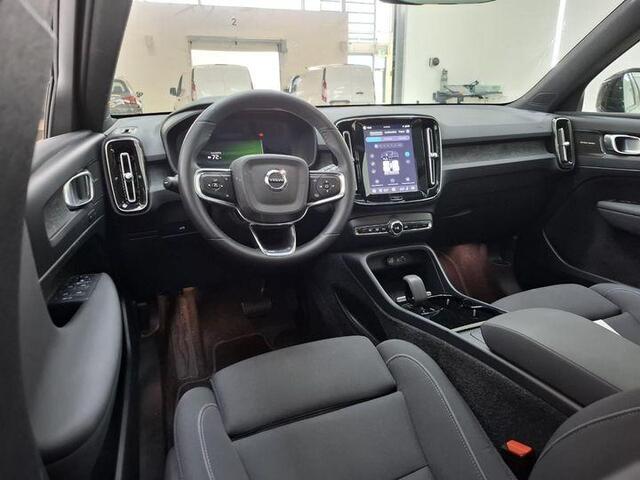 Volvo XC40 Single Motor Extended Range Ultimate 82 kWh | SOH:96% | Trekhaak | Adaptive Cruise | Schuif/kantel panoramadak | Stoel/stuur verwarming | Power Seats | Memory | DAB | Harman/Kardon |