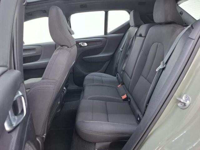 Volvo XC40 Single Motor Extended Range Ultimate 82 kWh | SOH:96% | Trekhaak | Adaptive Cruise | Schuif/kantel panoramadak | Stoel/stuur verwarming | Power Seats | Memory | DAB | Harman/Kardon |