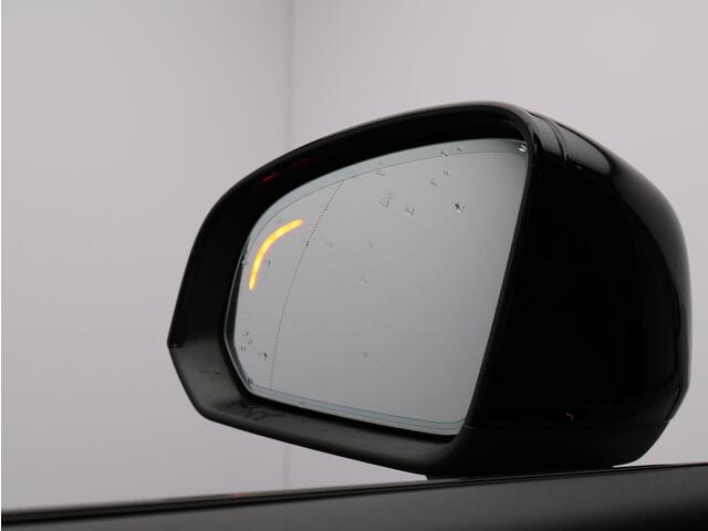 Volvo XC40 T5 Recharge R-Design / Panorama dak / 360 Camera / BLIS / Stuur+stoel+voorruit+achterbankverwarming / Harman Kardon / Memory seat