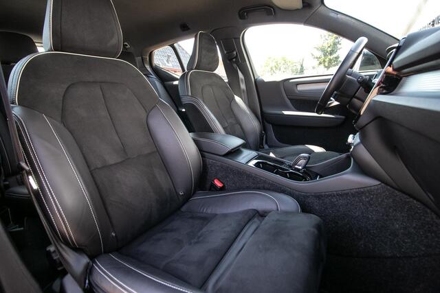 Volvo XC40 Recharge P8 AWD R-Design | 360 cam | two-tone | Apple / Android | Ad. Cruise