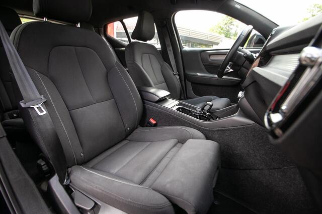 Volvo XC40 Recharge Core | Stoel/stuurverw. | Carplay | Navi