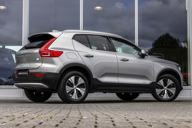 Volvo XC40 1.5 T4 Plug-in hybrid Core Bright | Keyless | Achteruitrijcamera | Apple Carplay