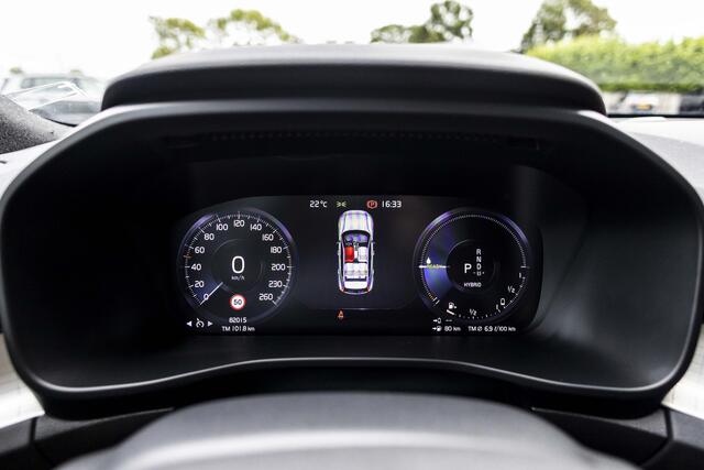 Volvo XC40 1.5 T4 Plug-in hybrid Core Bright | Keyless | Achteruitrijcamera | Apple Carplay