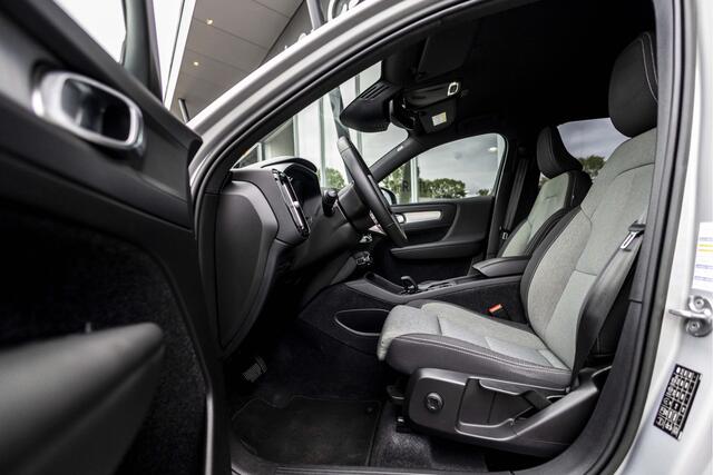Volvo XC40 1.5 T4 Plug-in hybrid Core Bright | Keyless | Achteruitrijcamera | Apple Carplay