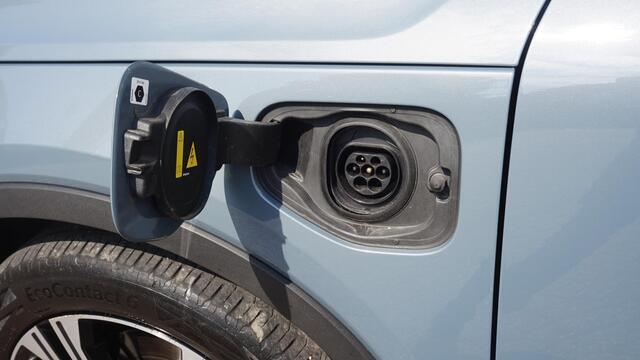 Volvo XC40 1.5 T5 PHEV Recharge | Panoramadak | Luxury pack SOH 94.46%