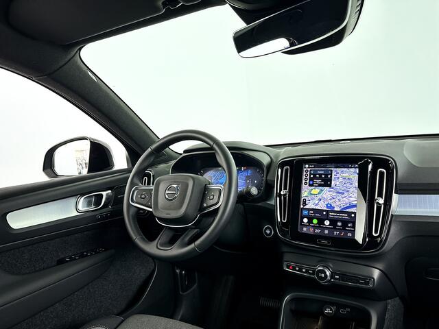 Volvo XC40 B4 Plus Dark | Parkeercamera | Harman Kardon | Stoel- en stuurverwarming | Trekhaak
