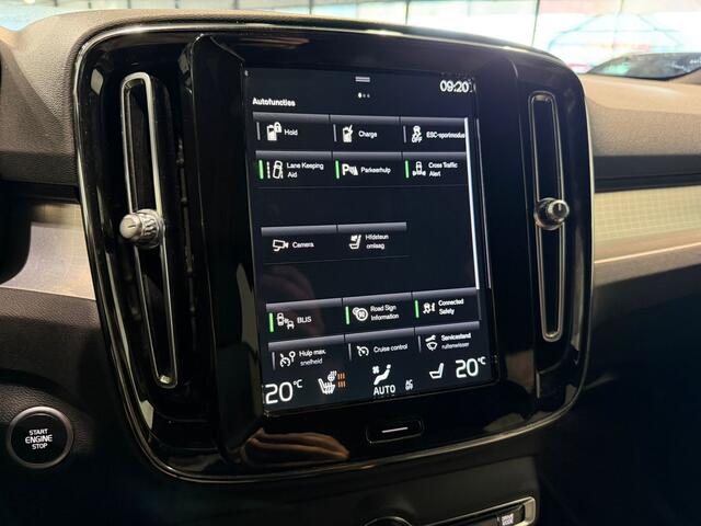 Volvo XC40 T4 Aut. Plug-in Hybrid Plus Dark ACC Stoelverwarming 211pk