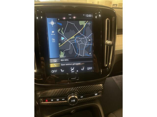 Volvo XC40 1.5 T5 262pk AUT7 Recharge Business Pro Trekhaak 1800kg/ Adapt Cruise/ Camera
