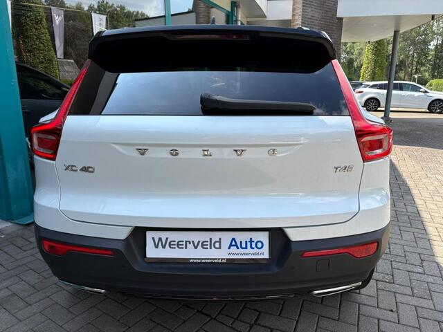 Volvo XC40 2.0 T4 R-DESIGN 190pk CarPlay, Harman/Kardon, TrHaak, 20Inch