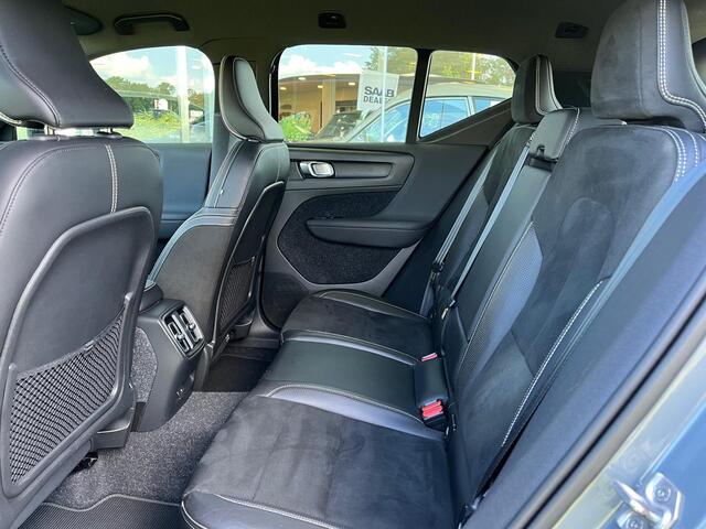 Volvo XC40 Recharge P8 AWD R-Design | Rijklaar incl 12 mnd Bovag | SOH 92% Keyless Trekhaak Parkeersensoren voor Camera
