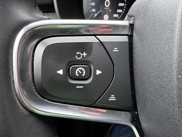 Volvo XC40 1.5 T4 Plug-in hybrid Plus Dark | Trekhaak | Harman/Kardon | Winterpack!