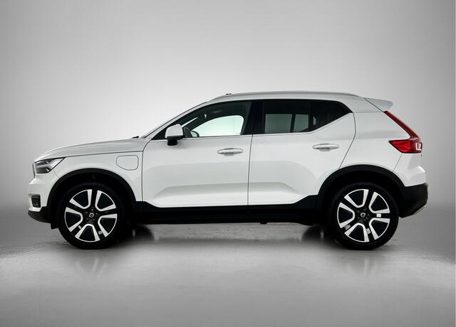 Volvo XC40 1.5 T5 Recharge Inscription | Panoramadak | Trekhaak | T5 265pk! | Harman Kardon | Camera | Leder int.