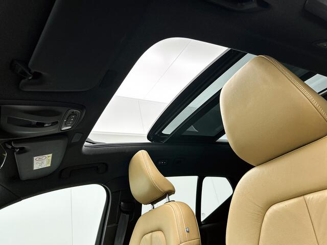 Volvo XC40 1.5 T5 Recharge Inscription | Panoramadak | Trekhaak | T5 265pk! | Harman Kardon | Camera | Leder int.
