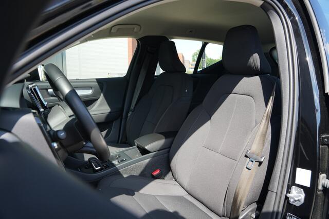 Volvo XC40 1.5 T4 Recharge Inscription - Navi - Trekhaak - ACC - Stoel/Stoelverwarming - Keyless - Camera - Rijklaar