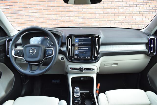 Volvo XC40 T5 262PK Recharge Inscription | Luxury Line | All-Season | Lighting |