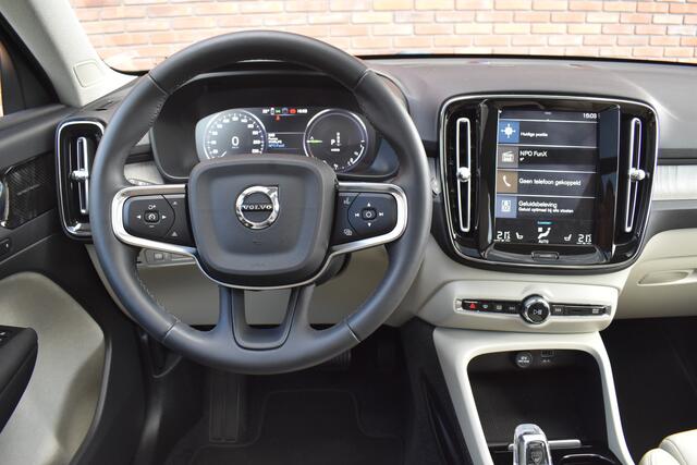 Volvo XC40 T5 262PK Recharge Inscription | Luxury Line | All-Season | Lighting |