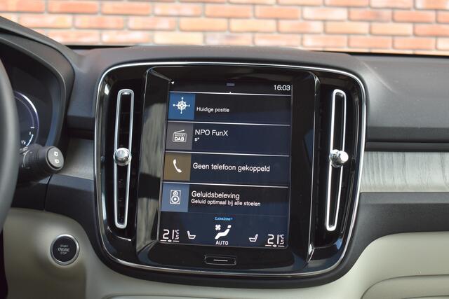 Volvo XC40 T5 262PK Recharge Inscription | Luxury Line | All-Season | Lighting |