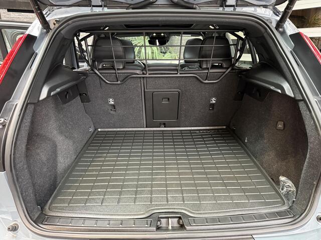 Volvo XC40 1.5 T4 Plug-in hybrid Ultimate Bright