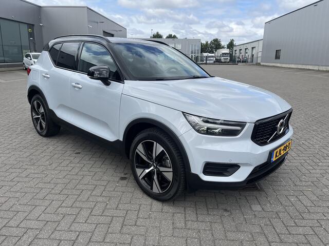 Volvo XC40 1.5 T4 Recharge R-Design 210 pk Panorama