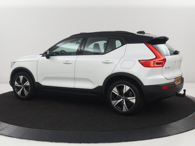 Volvo XC40 Recharge P8 AWD R-Design | SOH 97.1% | Trekhaak | Panoramadak | Leder/alcantara | Stuur/stoel verwarming | Park assit | Carplay |