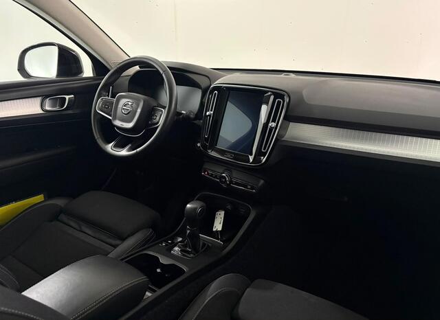 Volvo XC40 1.5 T3 Momentum | ALL IN PRIJS | ELEK. TREKHAAK | CAMERA |