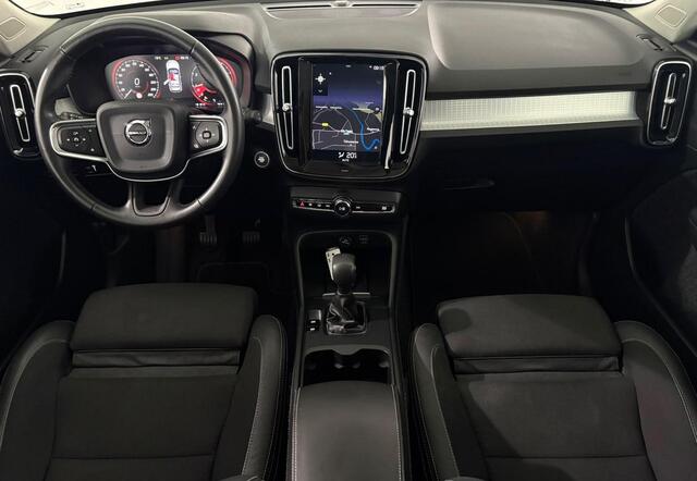 Volvo XC40 1.5 T3 Momentum | ALL IN PRIJS | ELEK. TREKHAAK | CAMERA |