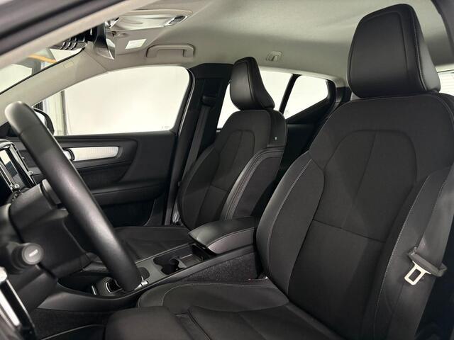 Volvo XC40 1.5 T3 Momentum | ALL IN PRIJS | ELEK. TREKHAAK | CAMERA |