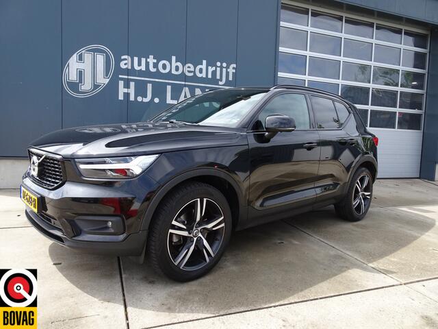 Volvo XC40 2.0 T4 R-Design