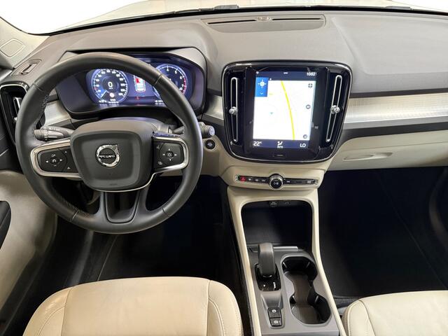 Volvo XC40 1.5 T2 Momentum Business I Leder I CarPlay I Adaptive I Elek. achterklep I Camera