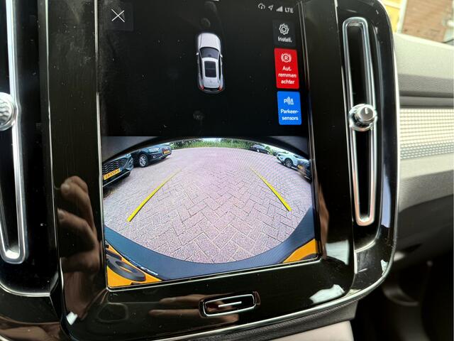 Volvo XC40 Recharge P8 AWD R-Design SOH 92.6%, Trekhaak, Stoel/Stuurverwarming, Camera