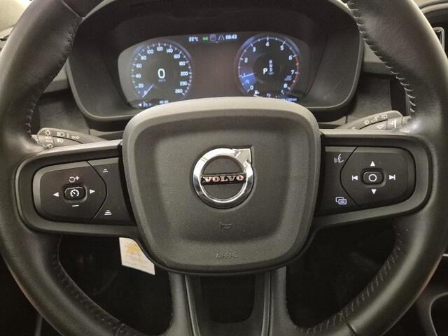 Volvo XC40 1.5 T2 Moment. Core