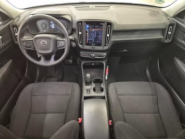 Volvo XC40 1.5 T2 Moment. Core