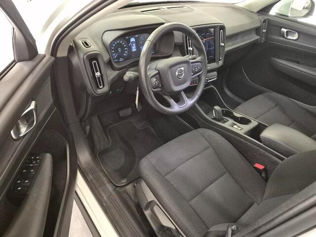 Volvo XC40 1.5 T2 Moment. Core