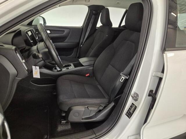 Volvo XC40 1.5 T2 Moment. Core