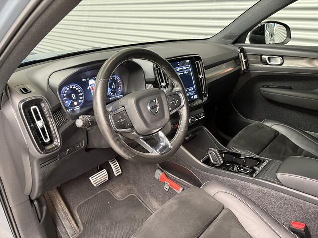Volvo XC40 1.5 T3 R-DESIGN/PANO/TREKH/BLIS/360 CAM/19 INCH/HARMAN KARDON/ENZ
