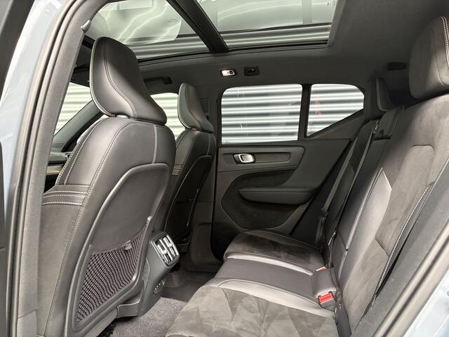 Volvo XC40 1.5 T3 R-DESIGN/PANO/TREKH/BLIS/360 CAM/19 INCH/HARMAN KARDON/ENZ