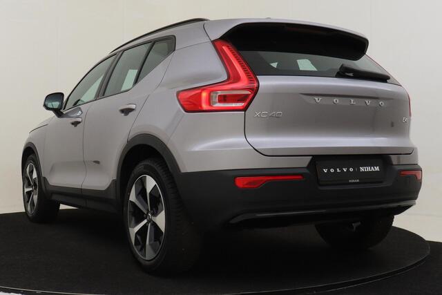 Volvo XC40 B4 (M-HYBRID) PLUS DARK -HARMAN/KARDON|CAMERA|ADAP.CRUISE|POWER-SEATS|VERW.VOORRUIT|TREKHAAK|19"