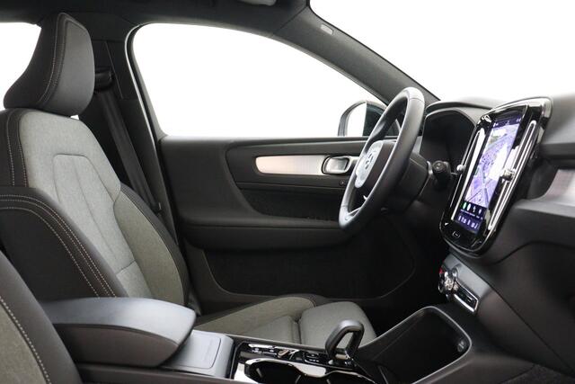 Volvo XC40 B4 (M-HYBRID) PLUS DARK -HARMAN/KARDON|CAMERA|ADAP.CRUISE|POWER-SEATS|VERW.VOORRUIT|TREKHAAK|19"