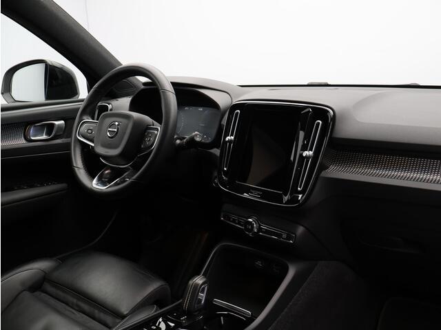 Volvo XC40 1.5 T4 Recharge R-Design / Leder / Stoel- + Stuurwielverwarming / Achteruitrijcamera / Cruise Control /