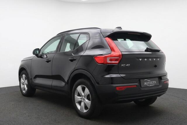 Volvo XC40 T3 Momentum 163PK 2WD | Elektrische Trekhaak | Stuur/Stoelverwarming | Carplay